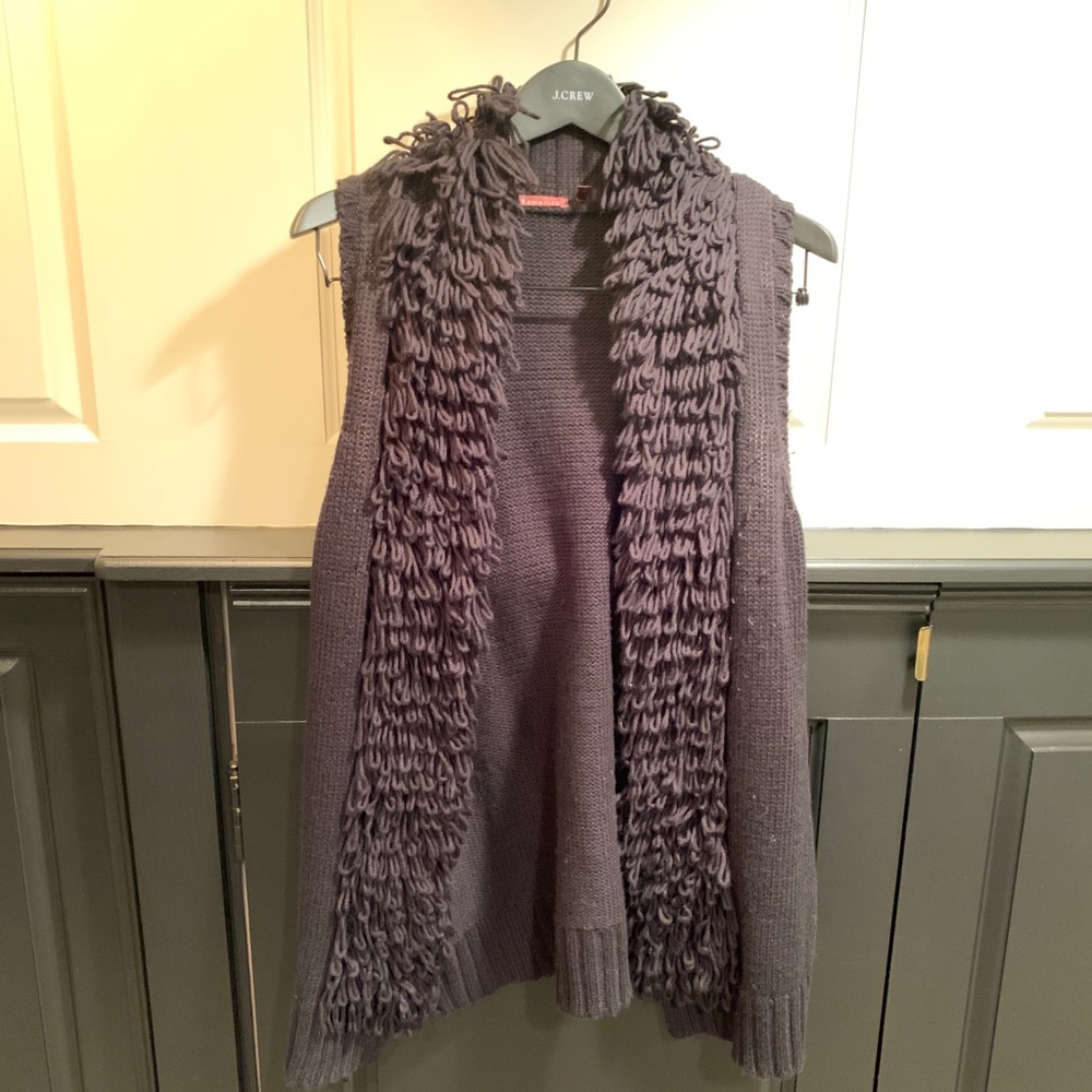 525 America finger sweeter vest size small